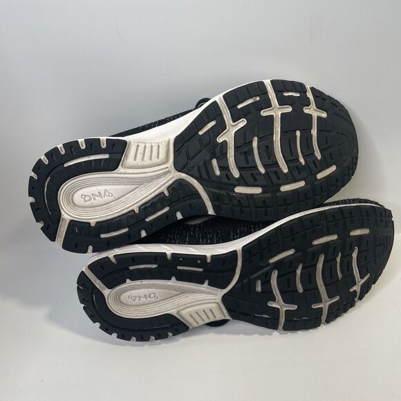 Brooks Revel 3 Womens Size 9.5 Black White Shoes Sneakers Running 1203021B012 - Picture 8 of 9
